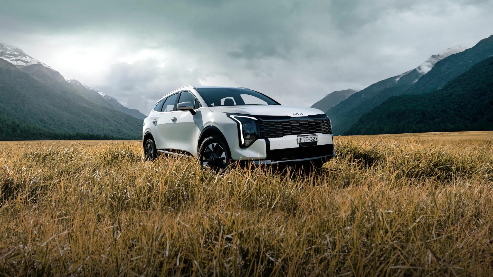 Kia Sportage Hybrid campaign example